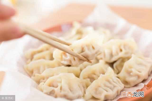 牛肉饺子馅配什么蔬菜？牛肉馅的饺子和什么菜最配？