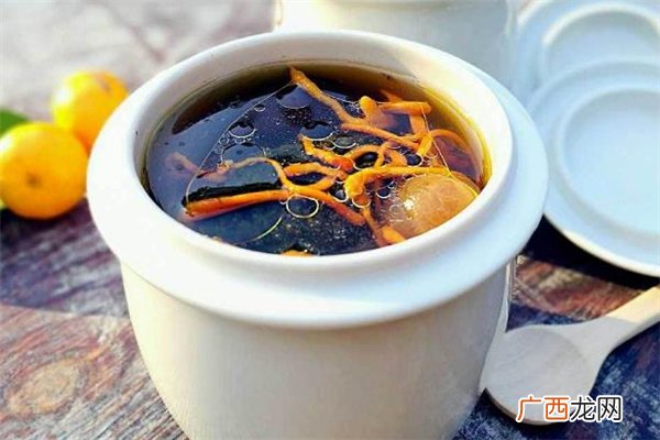 乌鸡汤的功效 乌鸡汤的做法