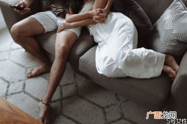 面对冷暴力该怎么解决聪明的女人对付冷暴力的男人