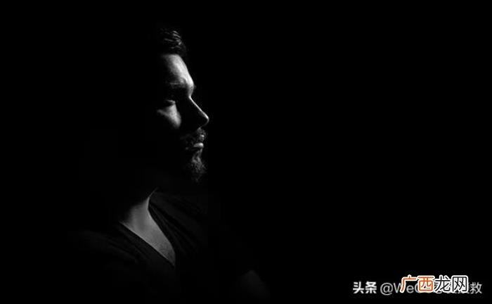 男人分手后心理状态 渣男分手后的心理阶段