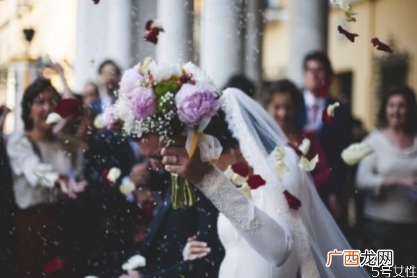 女人出轨后一定要离婚吗女人出轨离婚后悔的表现