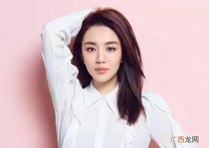 胡歌戚薇主演的电视剧，胡歌戚薇也带不动