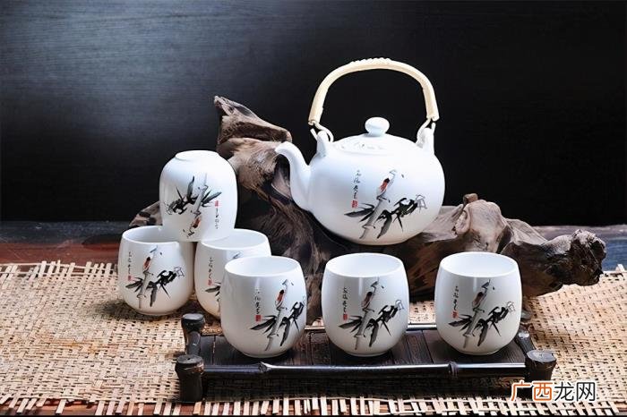 送领导茶具代表什么意思，送领导茶具应该送什么样的