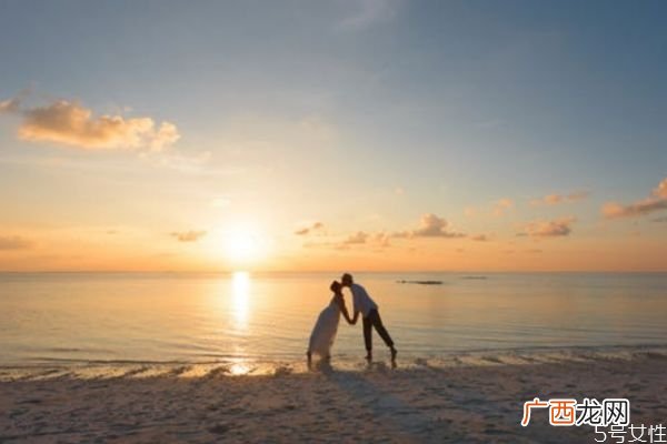 老婆背叛了该不该原谅老婆背叛的几种表现