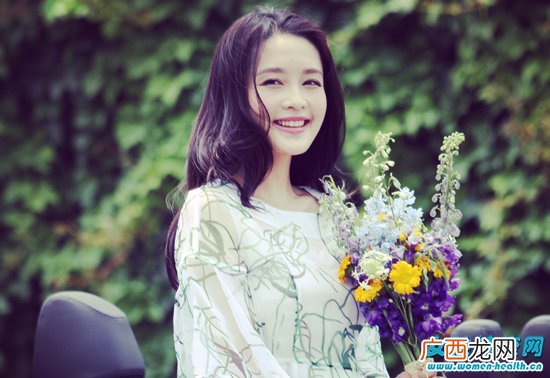 女性心火旺的症状表现有哪些 额头长痘多是因为心火旺