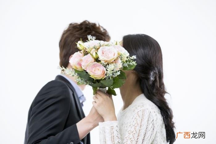 老公对前女友念念不忘 结婚十几年老公心里有前女友
