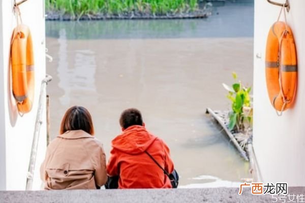 如何让老公自愿的交钱怎样取得老公经济大权