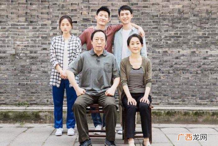 重男轻女的父母下场，曾经重男轻女的父母如今过得怎样