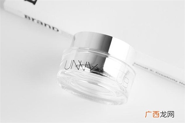 unny素颜霜保质期多久_价格多少钱