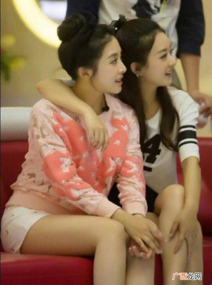 欧阳娜娜和赵丽颖的关系好吗，欧阳娜娜当了赵丽颖儿子的干妈