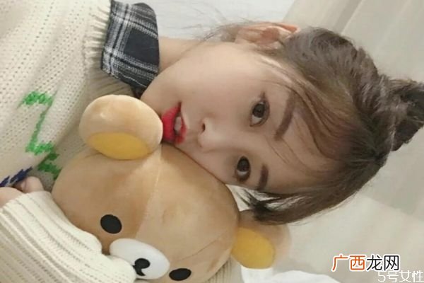 女生素颜约会意味着什么女生素颜约会的含义