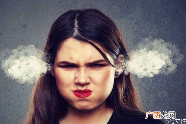 女生说忙的意思是什么呢女生为什么回消息慢呢