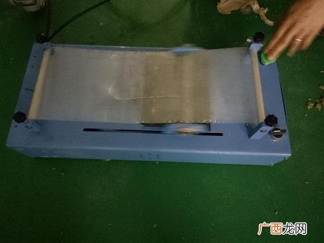 艾灸的机器都多少钱一个,家用艾灸机多少钱一台