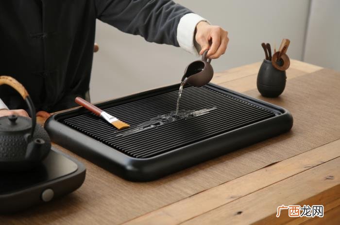 茶具图案寓意，茶盘上的茶宠都有些什么寓意