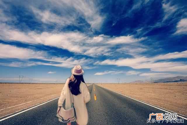 怎么p图换背景？轻松换背景，P图就是这么简单