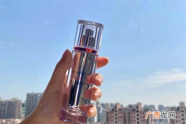 欧莱雅逆时瓶精华好用吗_白天能用吗