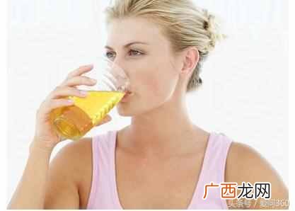 蜂蜜水的作用与功效?蜂蜜水怎么喝很关键!
