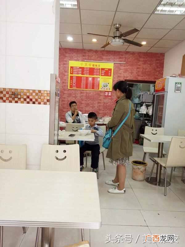 福建千里香馄饨加盟费用及前景怎么样！