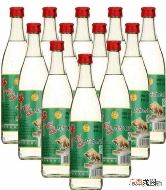 14元的牛栏山，140元的海之蓝，与1400元的茅台到底有什么区别？