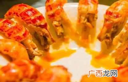 大虾头内是“屎”还是“黄”？许多人不懂，网友：白吃这么多年虾