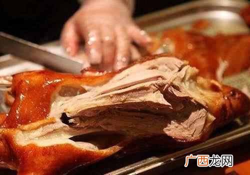 为什么烤鸭上明明还有很多肉，师傅却不片了？