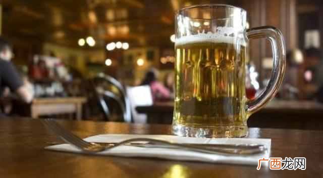 “罐装”和“瓶装”啤酒有哪些区别？知道后，买酒不吃亏！