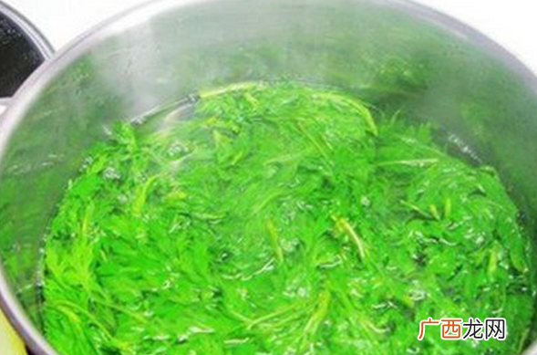 艾草煮水的功效与作用