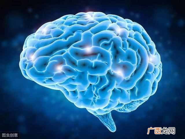 经常失眠睡不好怎么办？教你一招，不用喝牛奶也不用数羊