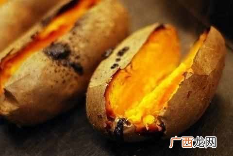 微波炉烤红薯需要多久,微波炉烤红薯要锡箔纸