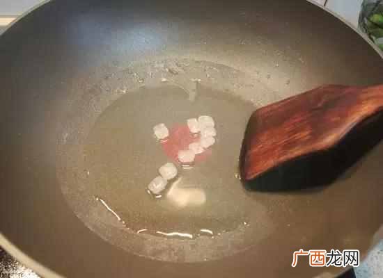 红烧排骨的做法步骤有哪些，红烧排骨最简单的