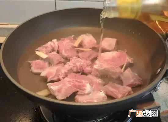 红烧排骨的做法步骤有哪些，红烧排骨最简单的