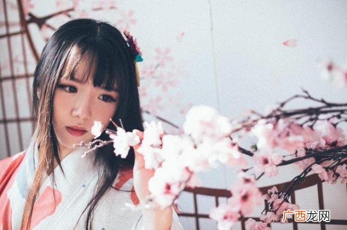 美到窒息的古风句子 关于古风的唯美句子