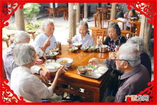 2020年适合女人的小生意 2020小县城能做啥小生意