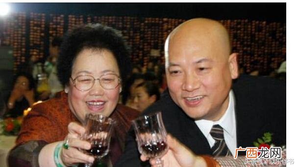 杨幂资产一共多少亿 赵薇资产多少亿