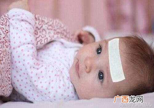 小孩高烧不退怎么办，在家物理退烧的办法！