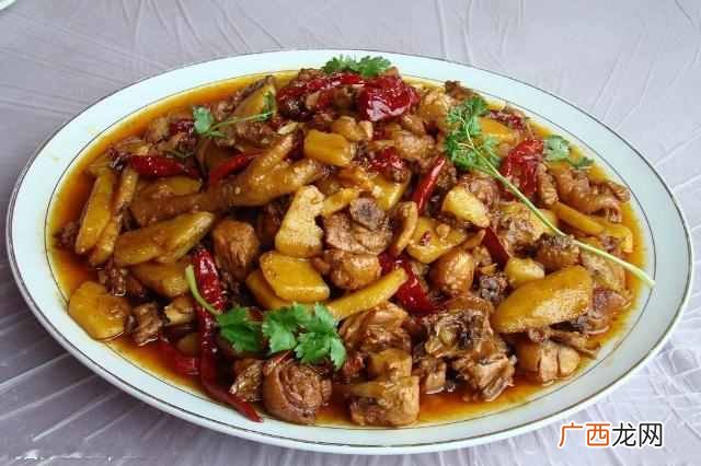 新疆人：做大盘鸡时，只要记住这三步，包你咋吃都不腻