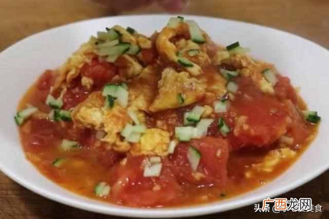 炒西红柿鸡蛋时，先炒鸡蛋还是西红柿？