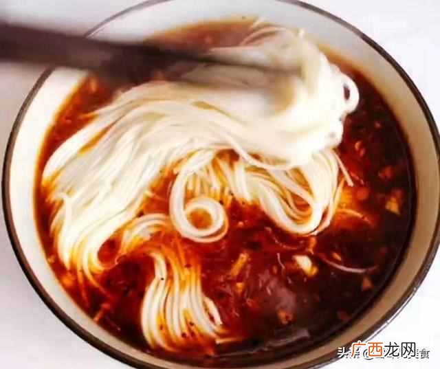 重庆小面在家做原来这么简单，把配料和做法告诉你