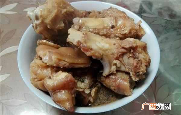 为啥自己买的大骨头20元一斤，自助餐的酱大骨29元一位随便吃？