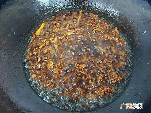 黄豆芽炒粉条的家常做法有哪些！