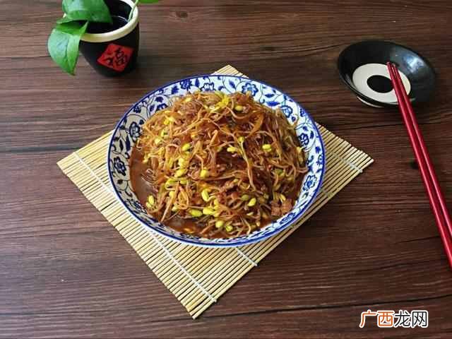 黄豆芽炒粉条的家常做法有哪些！