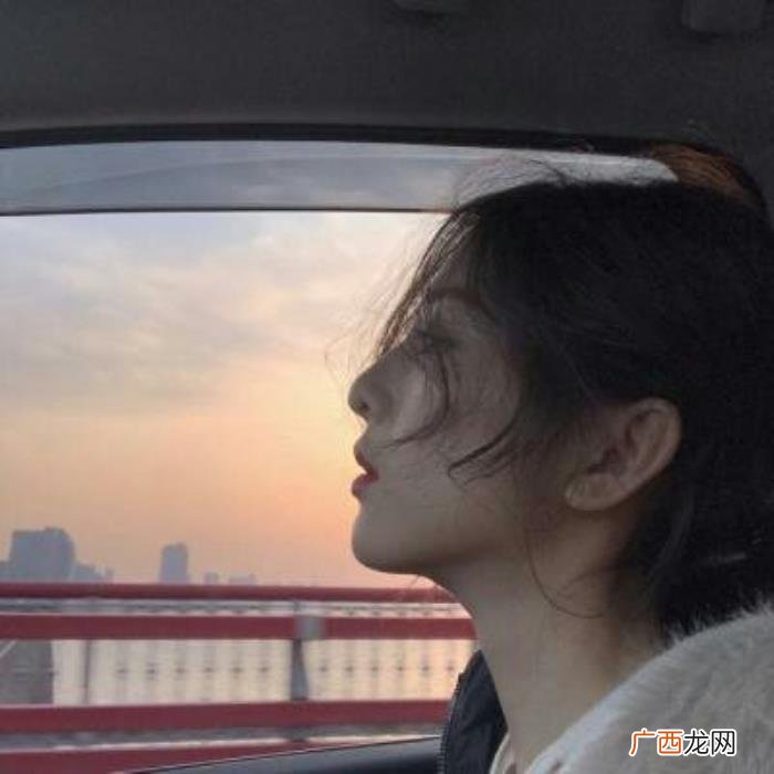 伤感失望自嘲的句子 自嘲心酸句子