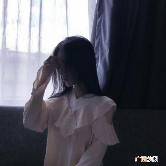 伤感失望自嘲的句子 自嘲心酸句子