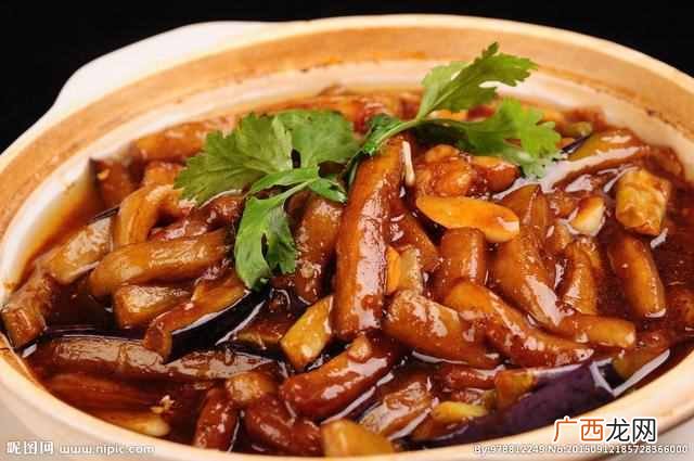 茄子煲的做法，做法简单，真的超级美味！