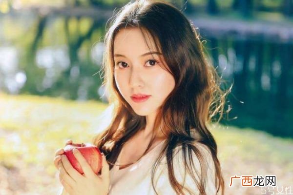 聪明的男生怎么追女生聪明的男生追女生的方法