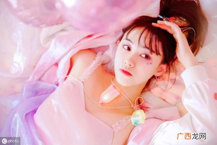 怎么跟女孩子聊天，和女生聊天的10个金句