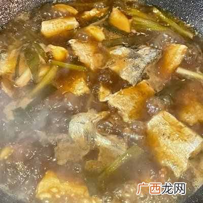 手把手教你做糖醋带鱼 糖醋带鱼的简单做法