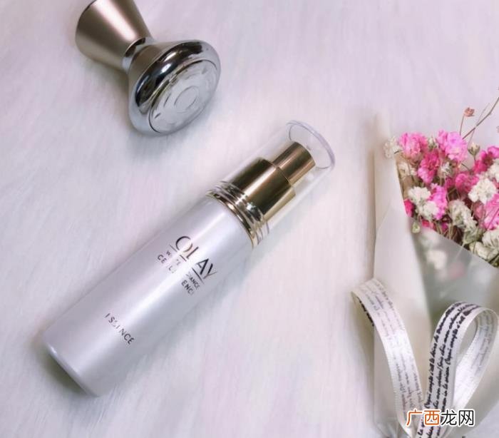 OLAY小白瓶真的好用吗 小白瓶是什么