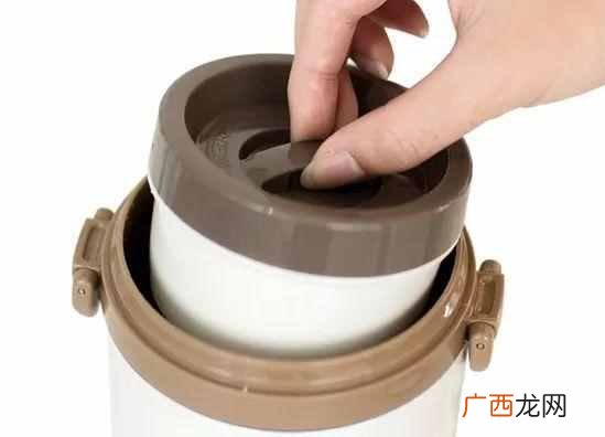 保温饭盒什么牌子好？颜值高又保温的小姐姐一