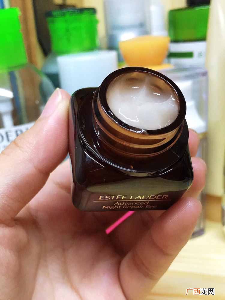 两款眼霜对比分析 兰蔻眼霜和雅诗兰黛眼霜哪个好